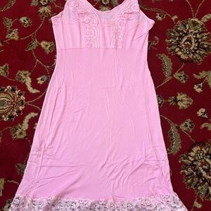 Bundle Vintage Elegant Pink Lace Nightgown (2)